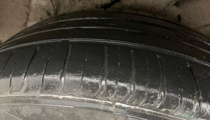 2020 Hyundai VENUE SX 1.0 TURBO, Petrol, Manual, 66,219 km, Left Rear Tyre Tread