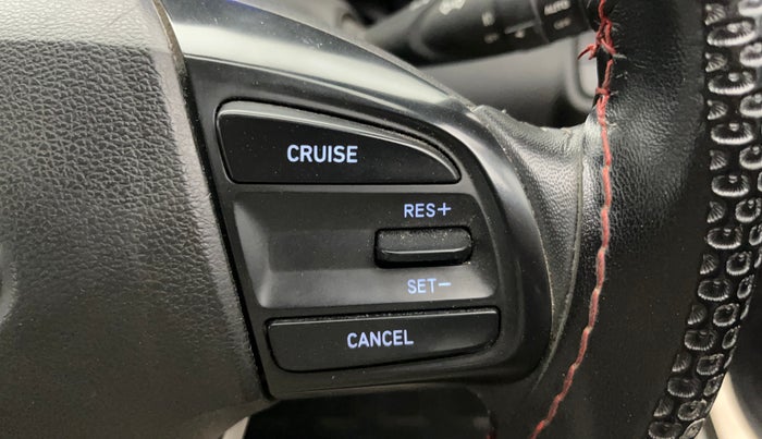 2020 Hyundai VENUE SX 1.0 TURBO, Petrol, Manual, 66,219 km, Adaptive Cruise Control