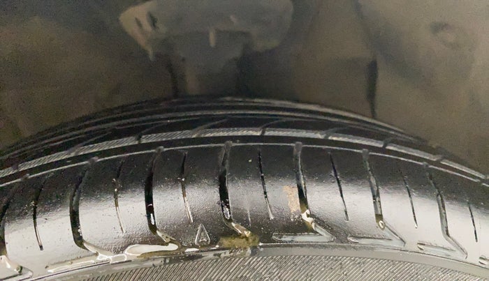 2020 Hyundai GRAND I10 NIOS SPORTZ 1.2 KAPPA VTVT CNG, CNG, Manual, 58,784 km, Right Front Tyre Tread