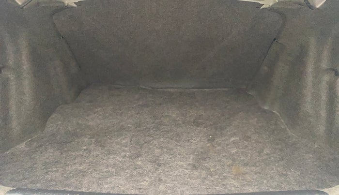 2014 Honda Amaze 1.2L I-VTEC VX, Petrol, Manual, 66,239 km, Boot Inside