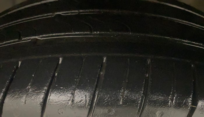 2014 Honda Amaze 1.2L I-VTEC VX, Petrol, Manual, 66,239 km, Left Front Tyre Tread