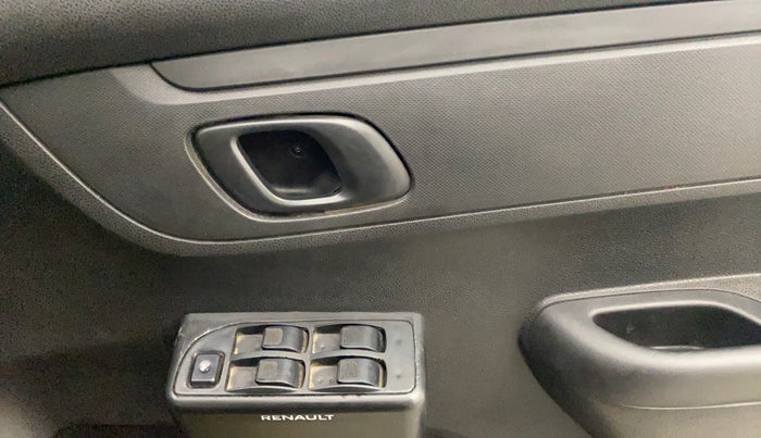 2017 Renault Kwid RXL 1.0 AMT, Petrol, Automatic, 43,806 km, Driver Side Door Panels Control