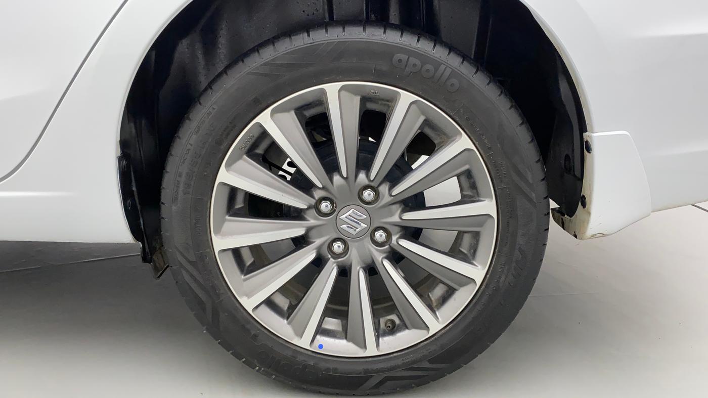 2021 Maruti Ciaz ALPHA  AT 1.5 SHVS PETROL, Petrol, Automatic, 37,265 km, Left Rear Wheel