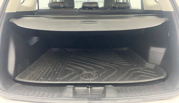 2020 MG HECTOR SHARP 1.5 DCT PETROL, Petrol, Automatic, 97,011 km, Boot Inside