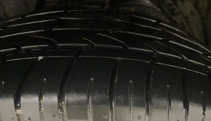 2020 MG HECTOR SHARP 1.5 DCT PETROL, Petrol, Automatic, 97,011 km, Left Front Tyre Tread