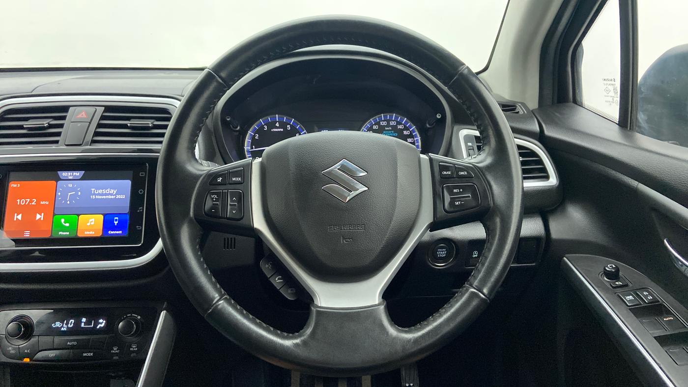 2020 Maruti S Cross ALPHA AT SMART HYBRID, Petrol, Automatic, 24,427 km, Steering Wheel Close Up