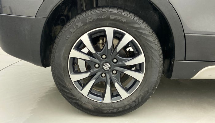 2020 Maruti S Cross ALPHA AT SMART HYBRID, Petrol, Automatic, 24,427 km, Right Rear Wheel