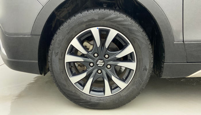 2020 Maruti S Cross ALPHA AT SMART HYBRID, Petrol, Automatic, 24,427 km, Left Front Wheel