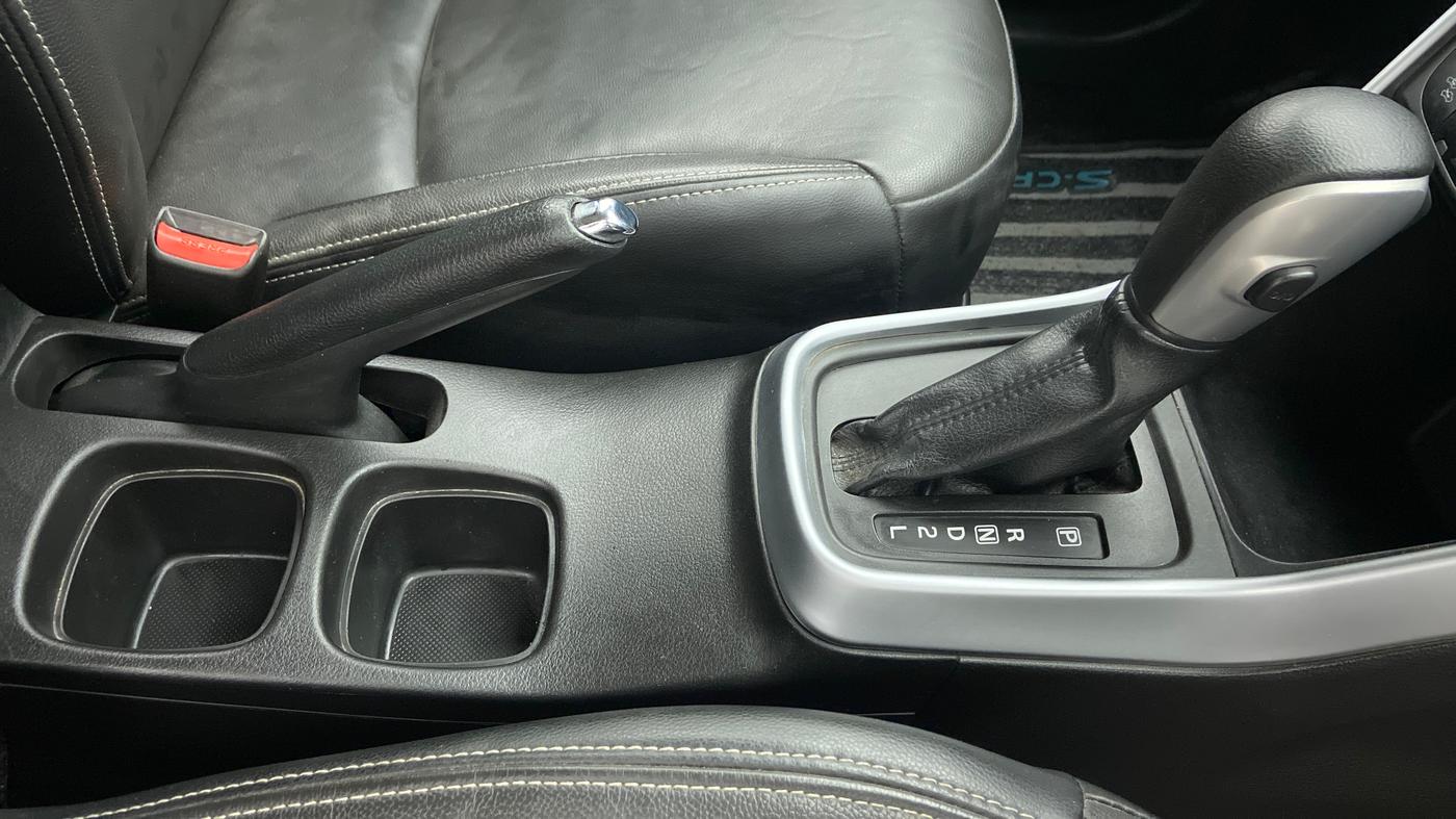 2020 Maruti S Cross ALPHA AT SMART HYBRID, Petrol, Automatic, 24,427 km, Gear Lever