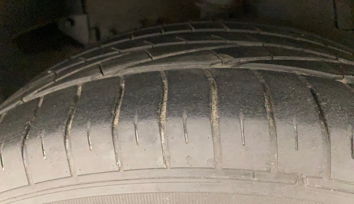 2021 Tata NEXON XZA PLUS DIESEL, Diesel, Automatic, 43,250 km, Right Rear Tyre Tread