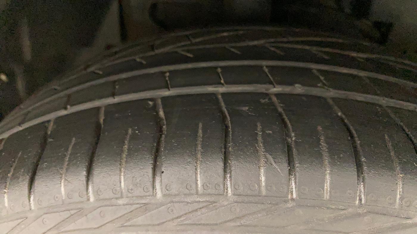 2021 Tata NEXON XZA PLUS DIESEL, Diesel, Automatic, 43,250 km, Right Front Tyre Tread