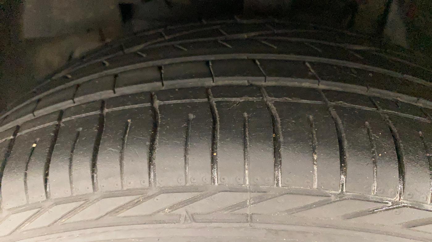 2021 Tata NEXON XZA PLUS DIESEL, Diesel, Automatic, 43,250 km, Left Front Tyre Tread