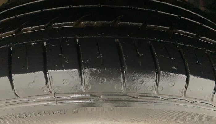 2023 Tata NEXON XMA SUNROOF PETROL, Petrol, Automatic, 21,859 km, Left Front Tyre Tread