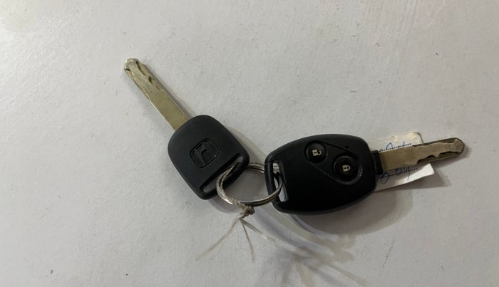 2017 Honda Amaze 1.2L I-VTEC S, Petrol, Manual, 57,280 km, Key Close Up