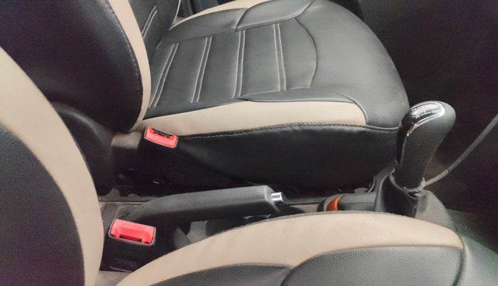 2018 Tata TIAGO NRG DIESEL, Diesel, Manual, 1,01,939 km, Gear Lever