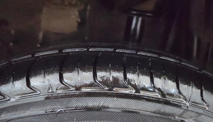 2018 Tata TIAGO NRG DIESEL, Diesel, Manual, 1,01,939 km, Left Rear Tyre Tread