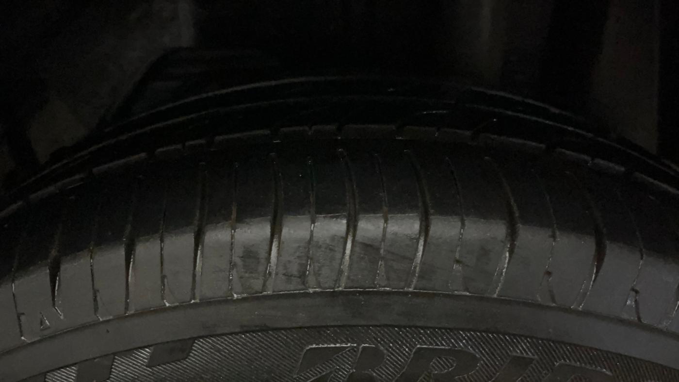 2017 Ford Figo Aspire TITANIUM 1.2 PETROL, Petrol, Manual, 27,831 km, Left Rear Tyre Tread
