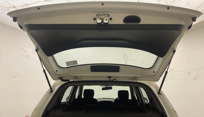2016 Hyundai Creta SX PLUS 1.6 PETROL, Petrol, Manual, 57,658 km, Boot Door Open