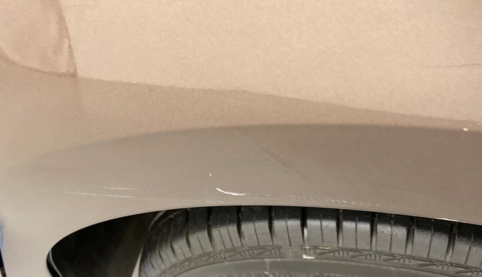 2016 Volkswagen Ameo TRENDLINE 1.2, Petrol, Manual, 28,444 km, Left quarter panel - Minor scratches