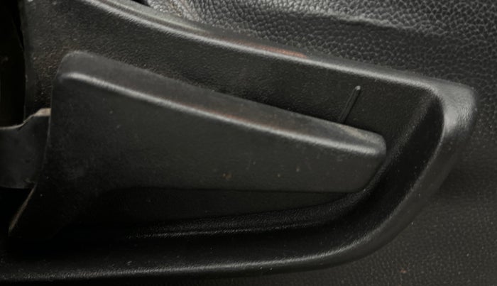 2020 Maruti S PRESSO VXI, Petrol, Manual, 35,993 km, Driver Side Adjustment Panel