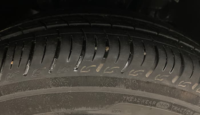 2025 Tata Tiago XM PETROL, Petrol, Manual, 5,955 km, Right Front Tyre Tread