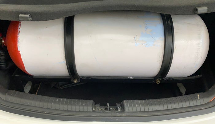 2018 Hyundai Grand i10 SPORTZ 1.2 KAPPA VTVT, CNG, Manual, 92,587 km, Boot Inside