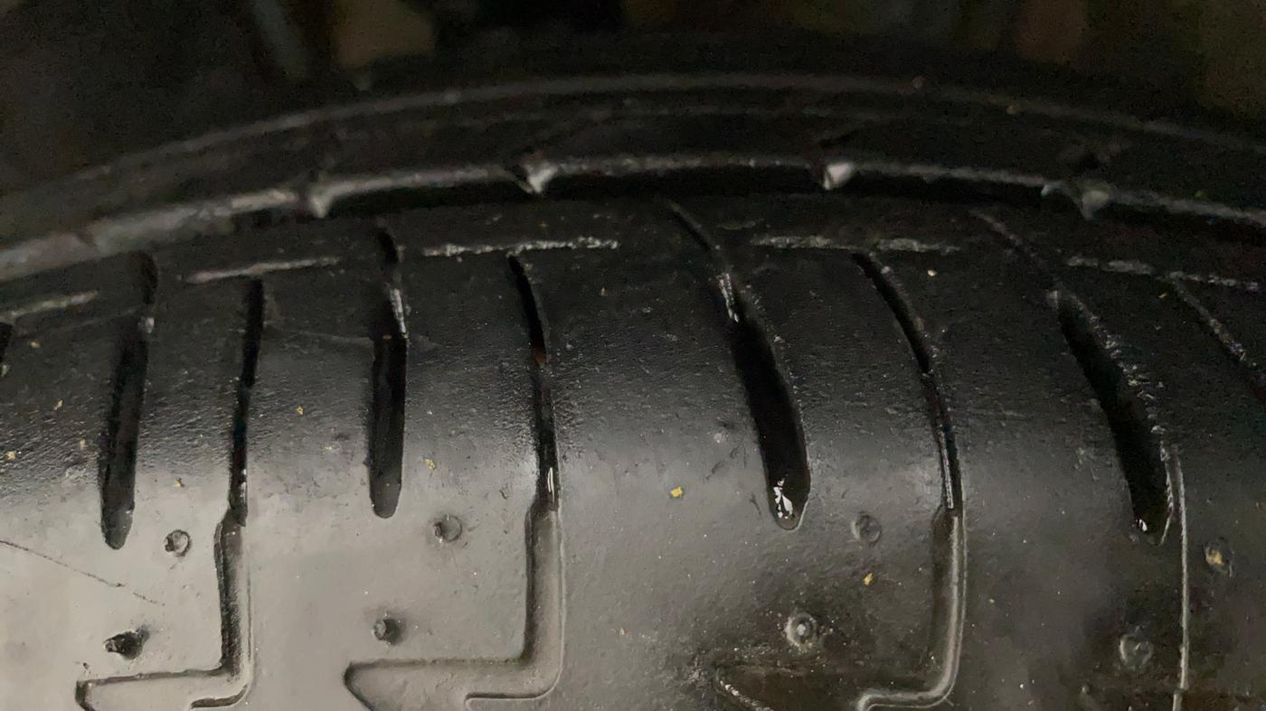 2021 Maruti IGNIS SIGMA 1.2, Petrol, Manual, 16,621 km, Left Front Tyre Tread