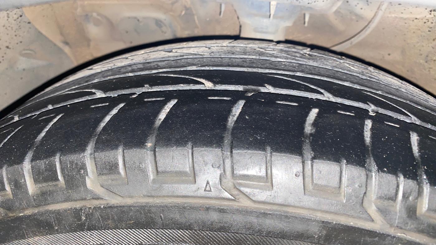2016 Hyundai Creta SX PLUS AT 1.6 PETROL, Petrol, Automatic, 92,748 km, Left Front Tyre Tread
