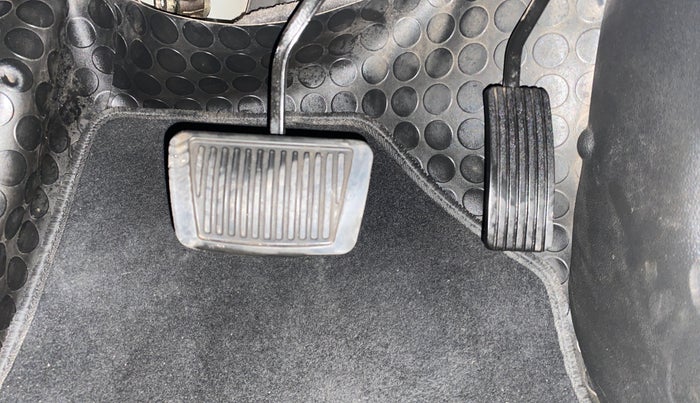 2016 Hyundai Creta SX PLUS AT 1.6 PETROL, Petrol, Automatic, 92,737 km, Pedals