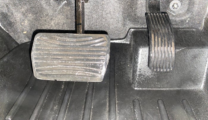 2022 Mahindra Thar LX D AT 4WD HT, Diesel, Automatic, 32,202 km, Pedals