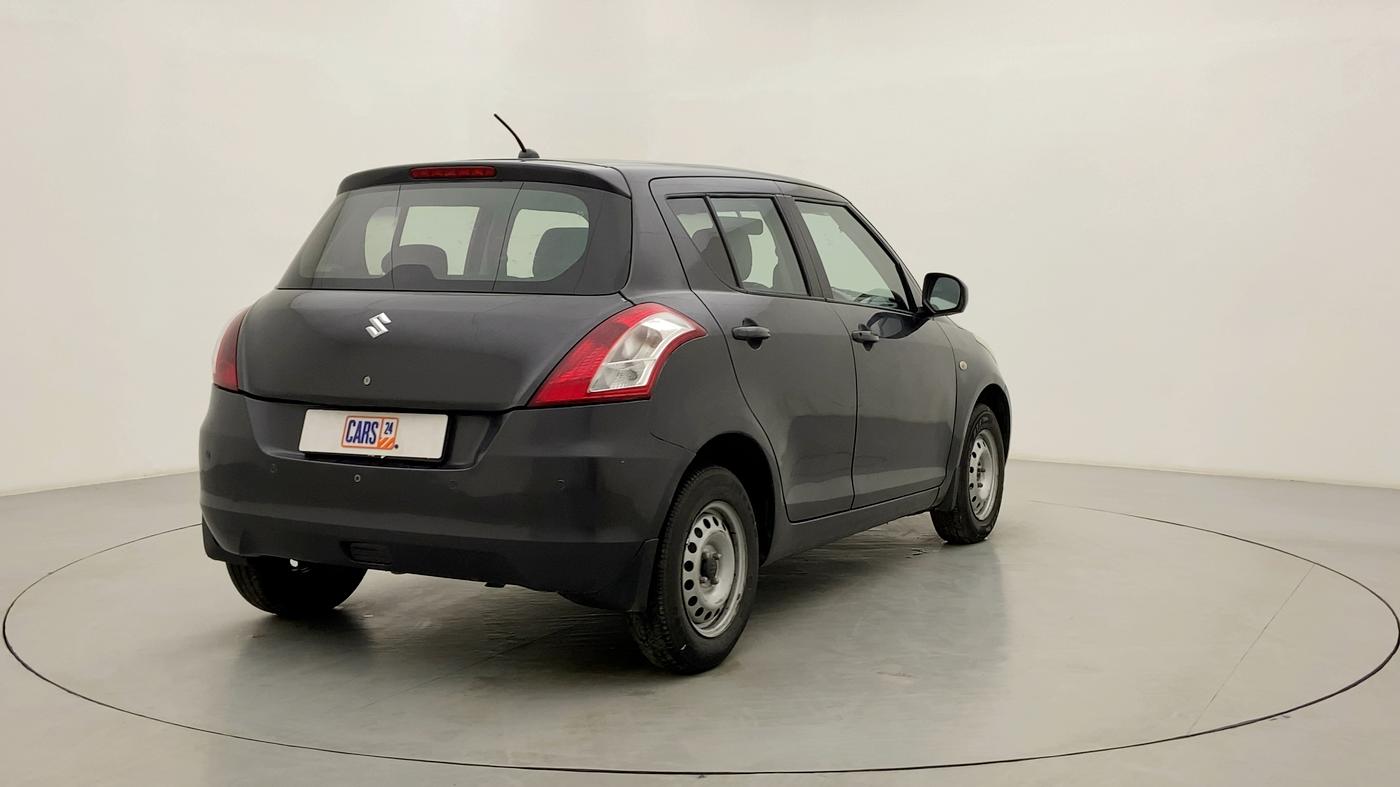2017 Maruti Swift LXI OPT, CNG, Manual, 89,336 km, Right Back Diagonal