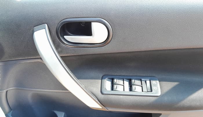 2013 Ford Classic CLXI 1.4 DIESEL, Diesel, Manual, 99,421 km, Driver Side Door Panels Control