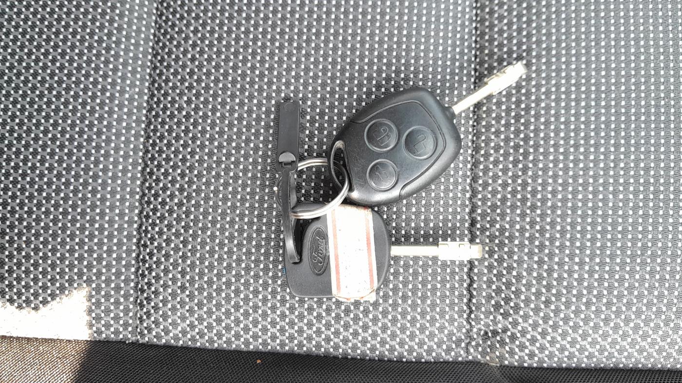2013 Ford Classic CLXI 1.4 DIESEL, Diesel, Manual, 99,421 km, Key Close Up