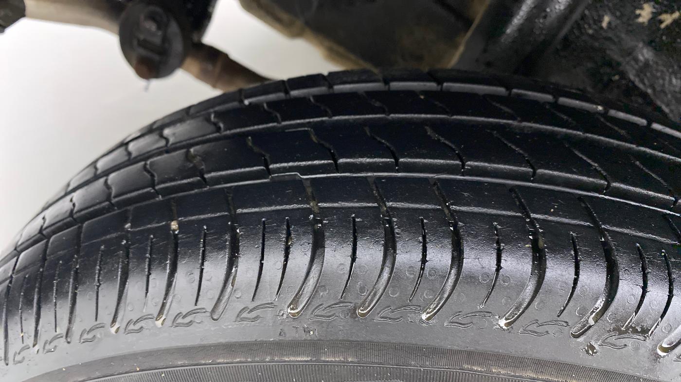 2020 Maruti S PRESSO VXI PLUS, Petrol, Manual, 15,607 km, Right Rear Tyre Tread