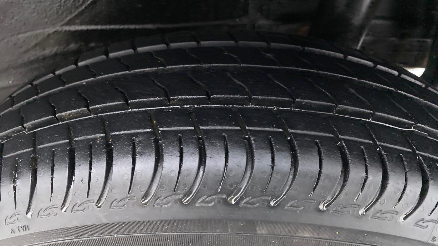 2020 Maruti S PRESSO VXI PLUS, Petrol, Manual, 15,607 km, Left Rear Tyre Tread