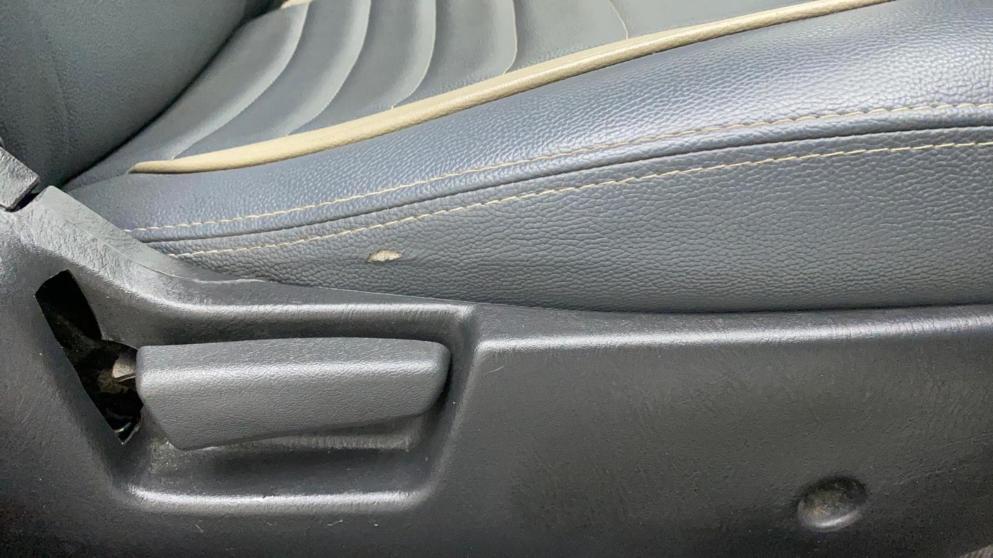 2018 Maruti Alto K10 VXI, Petrol, Manual, 42,564 km, Driver Side Adjustment Panel
