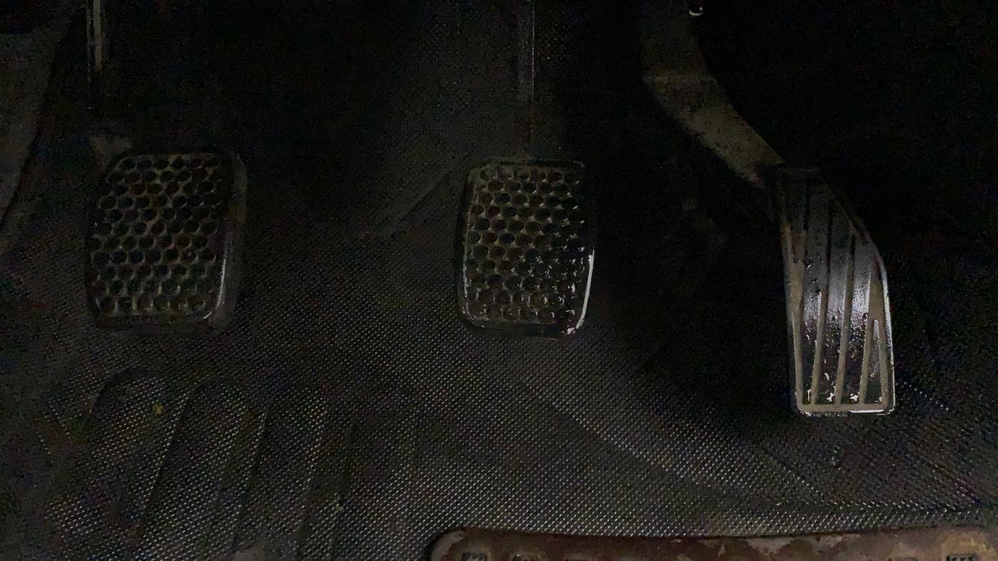 2018 Maruti Alto K10 VXI, Petrol, Manual, 42,564 km, Pedals