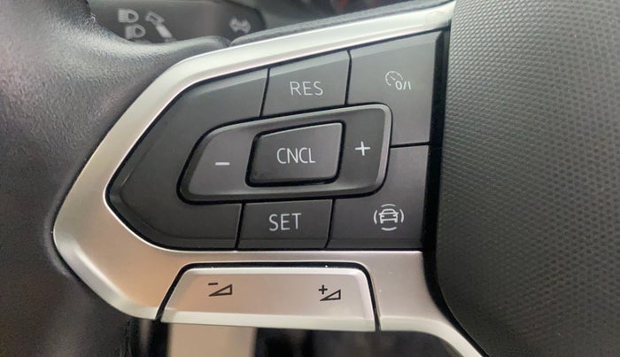 2023 Volkswagen VIRTUS HIGHLINE TSI 1.0 MT, Petrol, Manual, 22,718 km, Adaptive Cruise Control