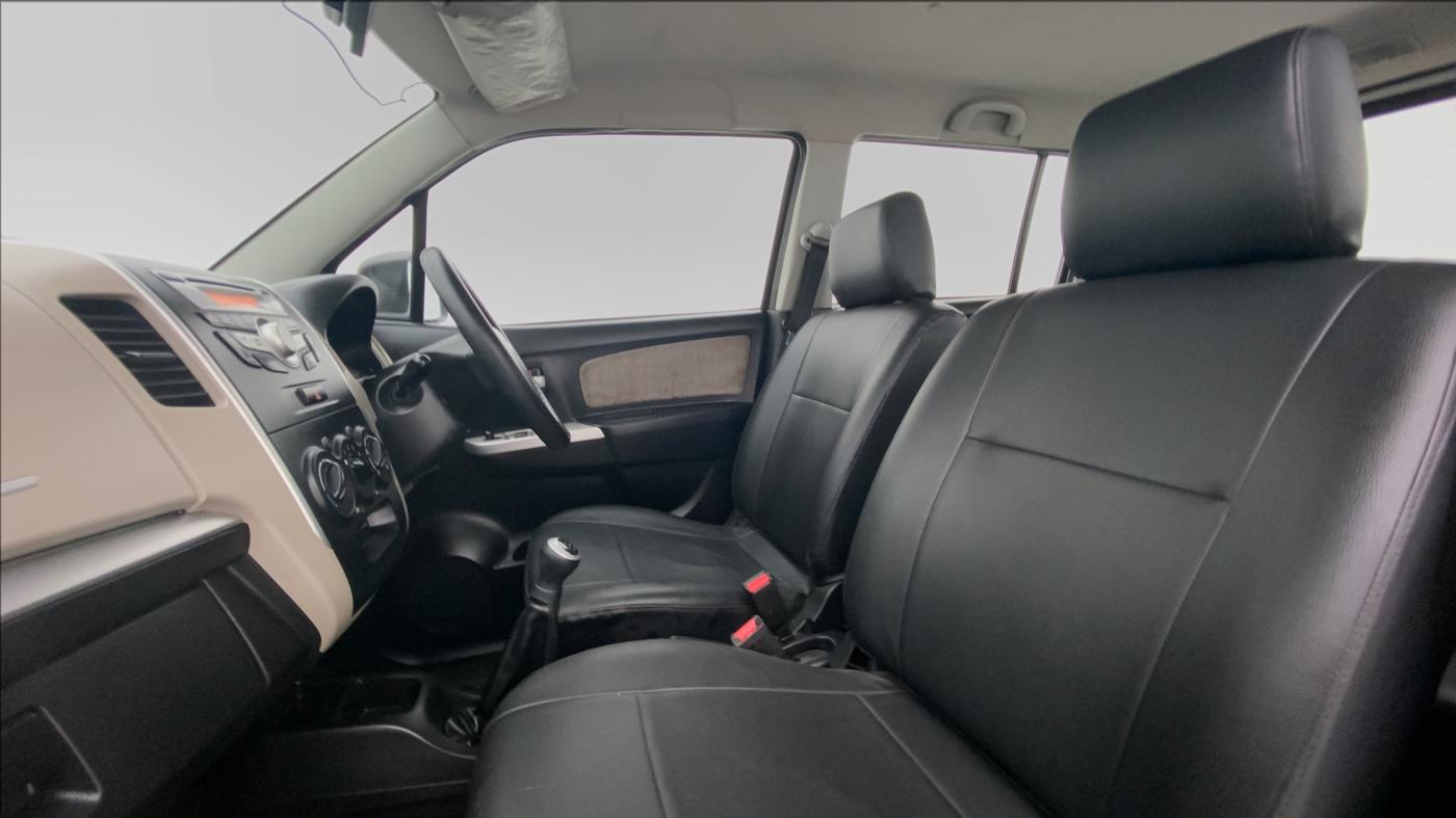 2014 Maruti Wagon R 1.0 VXI, Petrol, Manual, 20,401 km, Right Side Front Door Cabin View