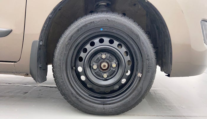 2014 Maruti Wagon R 1.0 VXI, Petrol, Manual, 20,401 km, Right Front Wheel