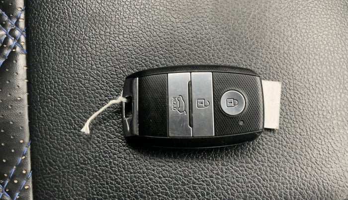 2019 KIA SELTOS HTK PLUS 1.5, Petrol, Manual, 56,236 km, Key Close Up