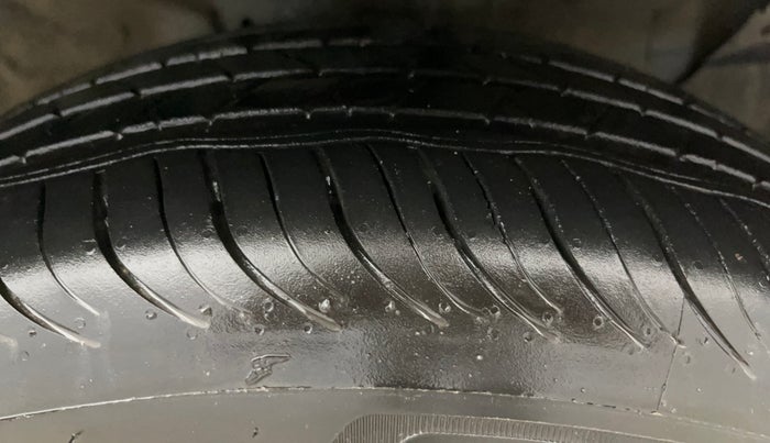 2019 KIA SELTOS HTK PLUS 1.5, Petrol, Manual, 56,236 km, Right Front Tyre Tread