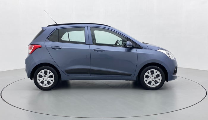2016 Hyundai Grand i10 SPORTZ 1.2 KAPPA VTVT, Petrol, Manual, 31,939 km, Right Side View