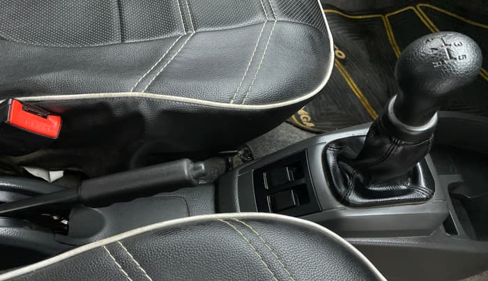 2019 Maruti Alto 800 LXI, Petrol, Manual, 25,895 km, Gear Lever