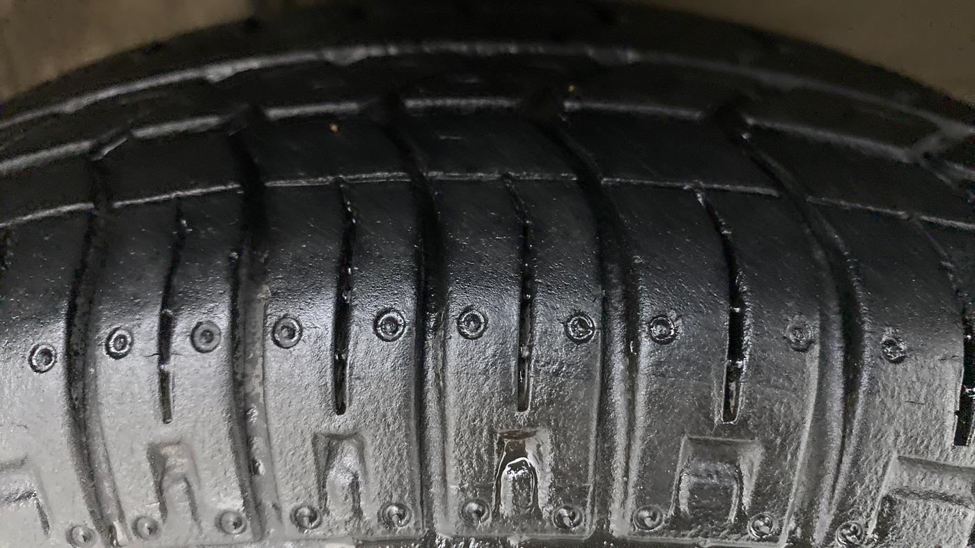 2019 Maruti Alto 800 LXI, Petrol, Manual, 25,895 km, Right Front Tyre Tread