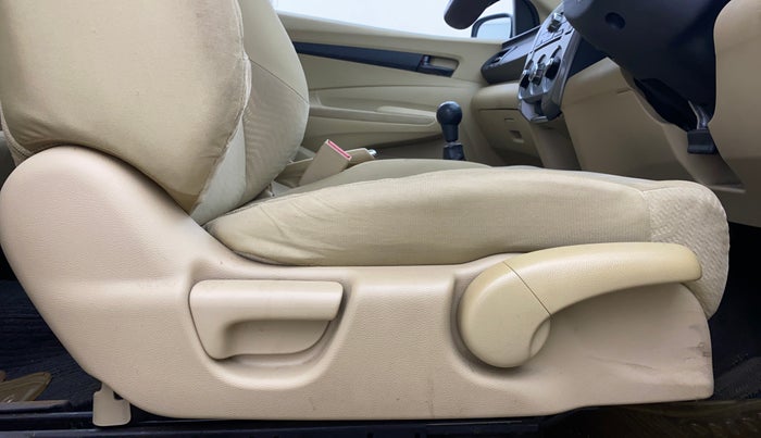 2013 Honda City 1.5L I-VTEC S MT, Petrol, Manual, 23,566 km, Driver Side Adjustment Panel
