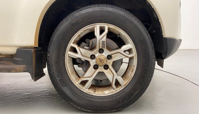 2015 Mahindra Scorpio S10, Diesel, Manual, 59,452 km, Right Front Wheel