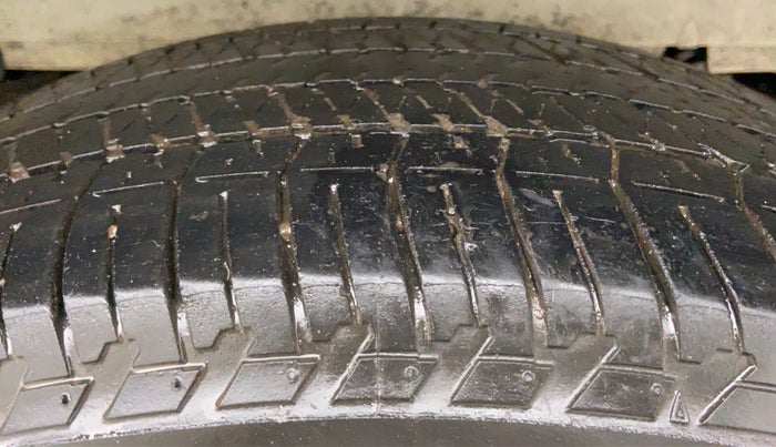 2015 Mahindra Scorpio S10, Diesel, Manual, 59,452 km, Left Rear Tyre Tread