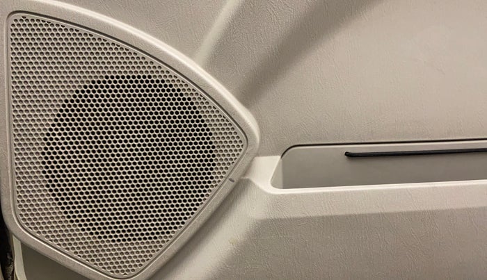 2015 Mahindra Scorpio S10, Diesel, Manual, 59,452 km, Speaker