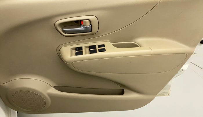 2012 Maruti A Star VXI (ABS) AT, Petrol, Automatic, 42,587 km, Driver Side Door Panels Control